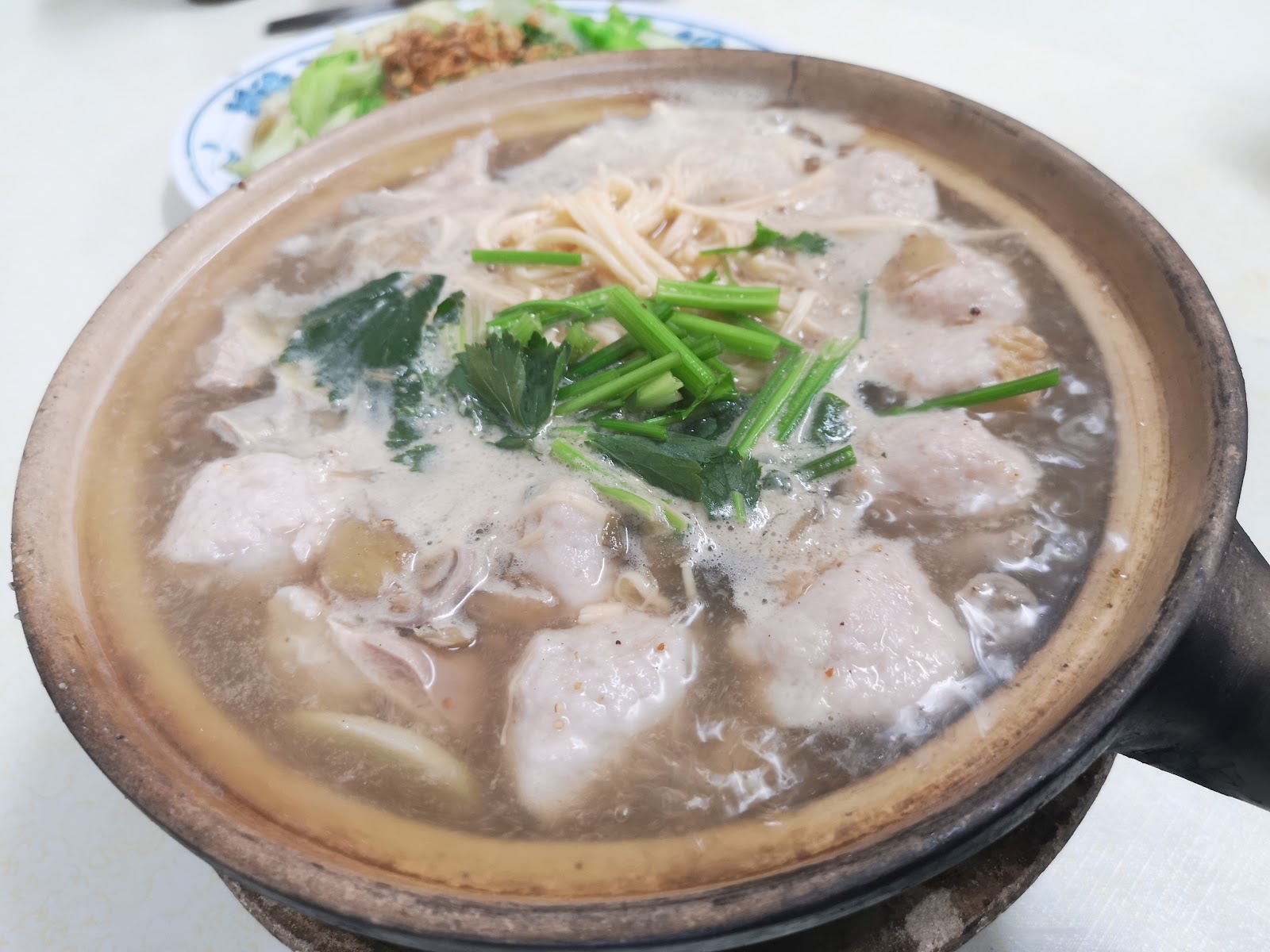 权记辣汤花雕鸡专卖店 8